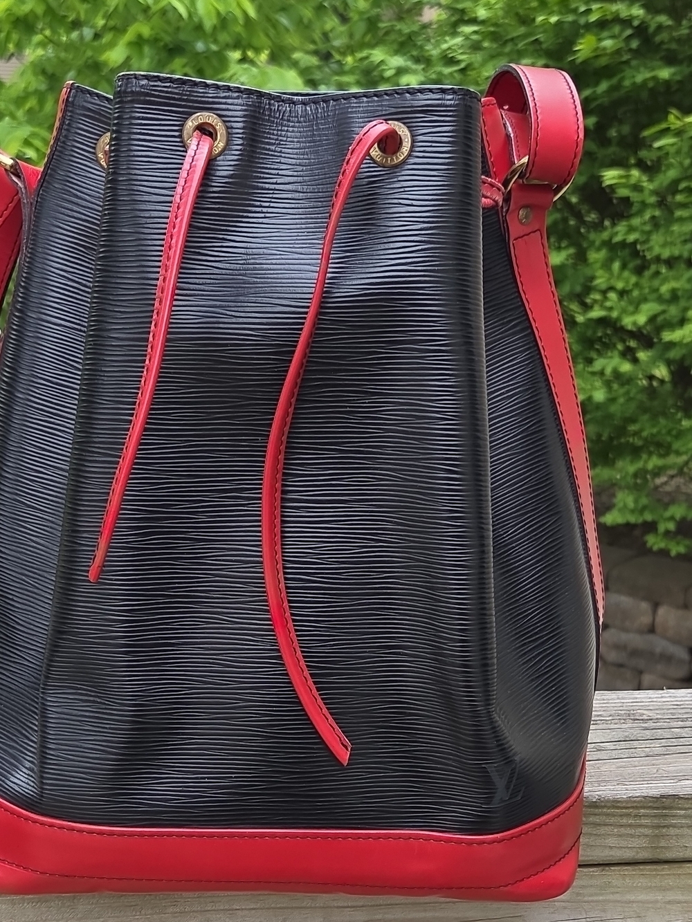 Louis Vuitton GM Epi Leather Bucket Bag